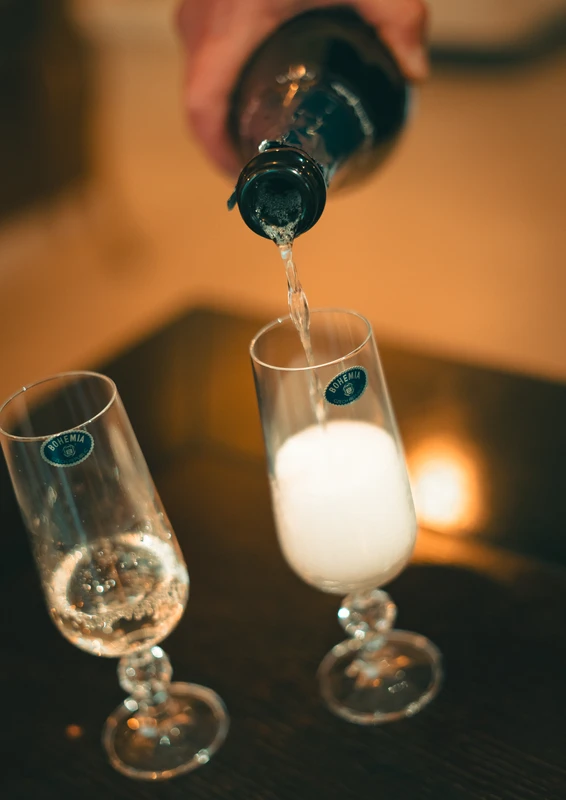 זוג כוסות BOHEMIA ליין מבעבע